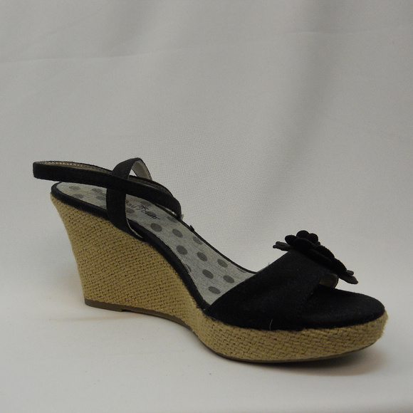 Montego Bay Club Ladies Canvas Wedge Shoe Open-Toe Solid Black Size 10 (M) - Picture 4 of 9